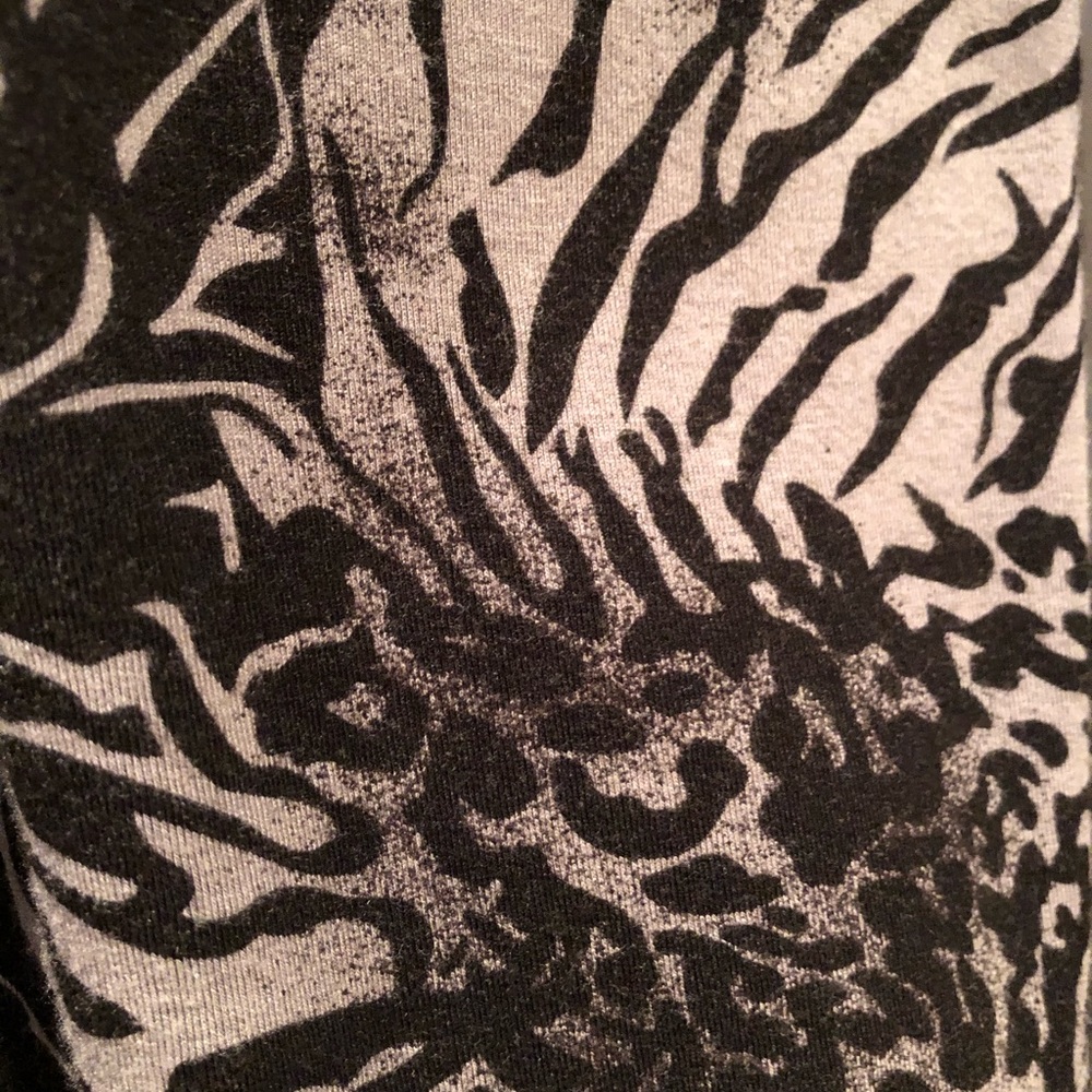 Kim Parrish Black Animal Print Top Size Small - Picture 5 of 8